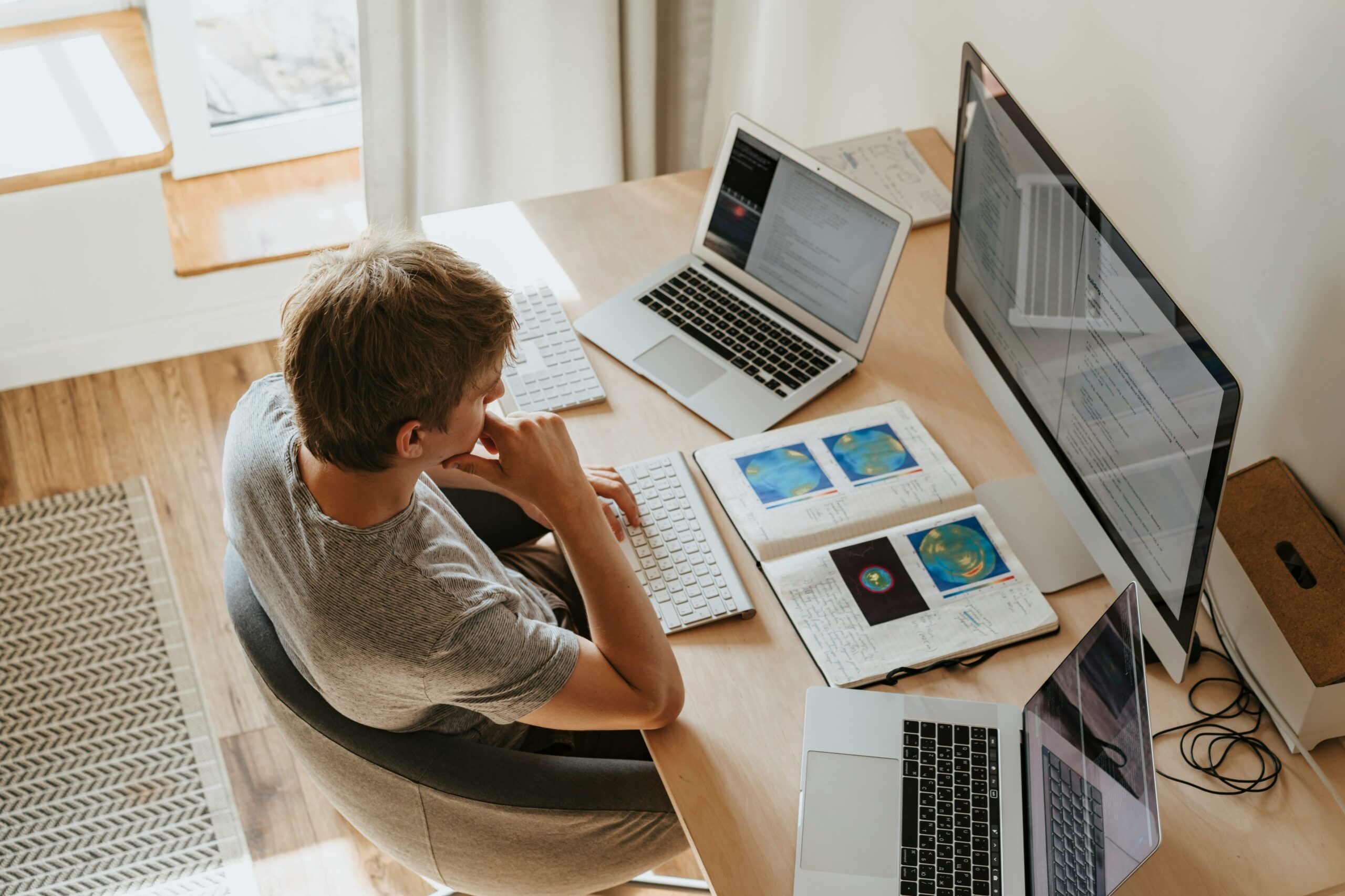 Pourquoi externaliser la gestion technique de votre site web peut faire gagner du temps et de l’argent à votre PME